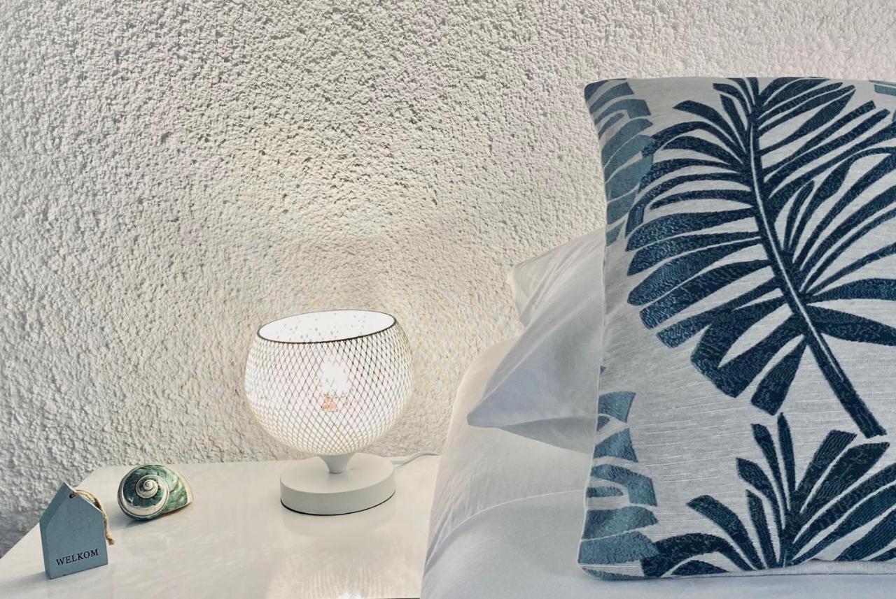 Historic Building The Palm Backyard Studio-Apartment Willemstad, Curacao Feel Home Away From Home Dış mekan fotoğraf